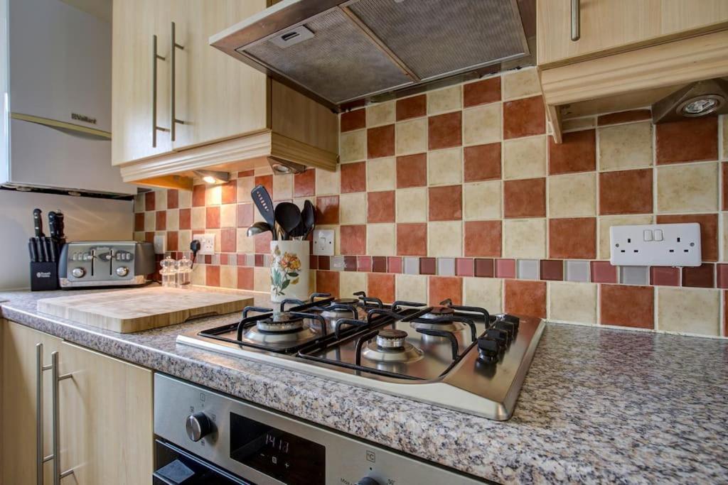 Ingledale Apartment, Ingleton, Yorkshire Dales National Park, Famous Three Peaks, Near The Lake District, Pets Are Welcome Ingleton  Esterno foto