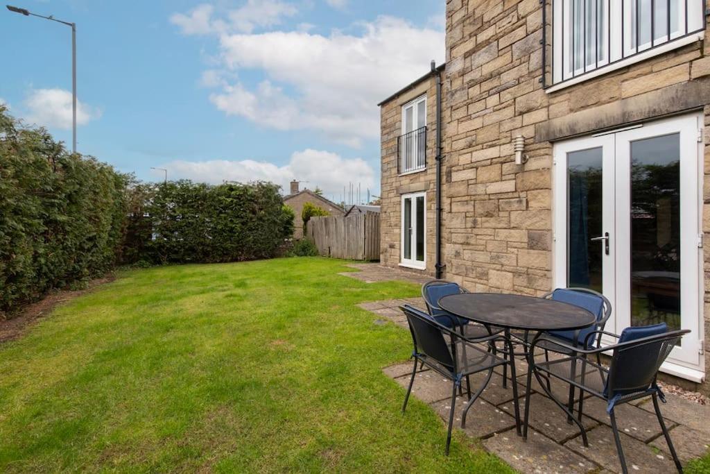 Ingledale Apartment, Ingleton, Yorkshire Dales National Park, Famous Three Peaks, Near The Lake District, Pets Are Welcome Ingleton  Esterno foto