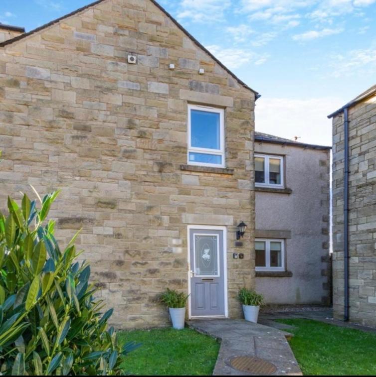 Ingledale Apartment, Ingleton, Yorkshire Dales National Park, Famous Three Peaks, Near The Lake District, Pets Are Welcome Ingleton  Esterno foto